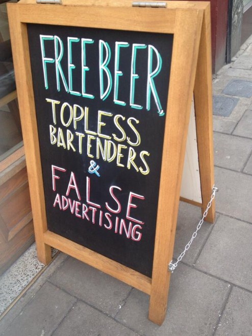 22 Hilarious Bar Signs That Will Definitely Get You In. #6 Cracked Me