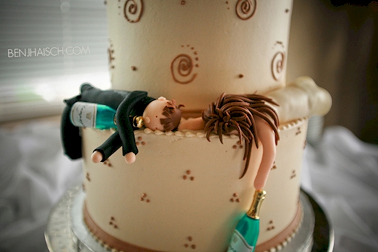 hilarious wedding cake toppers