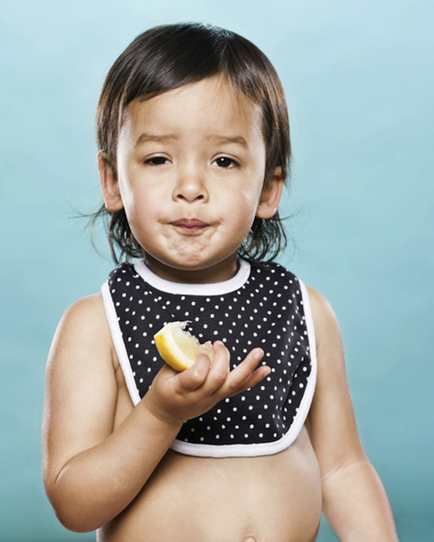 Babies-and-Toddlers-Tasting-Lemons-05