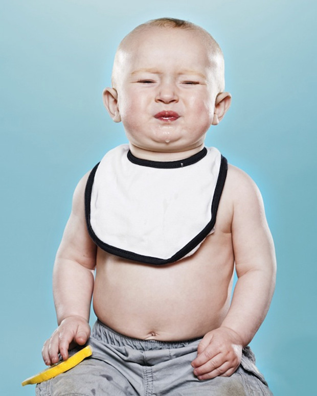 Babies-and-Toddlers-Tasting-Lemons-11