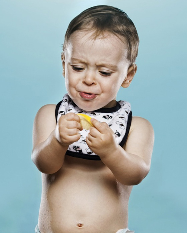 Babies-and-Toddlers-Tasting-Lemons-14