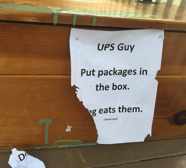 21 Of The Funniest Notes Left For The Delivery Guy. #3 Is The Best Ever.